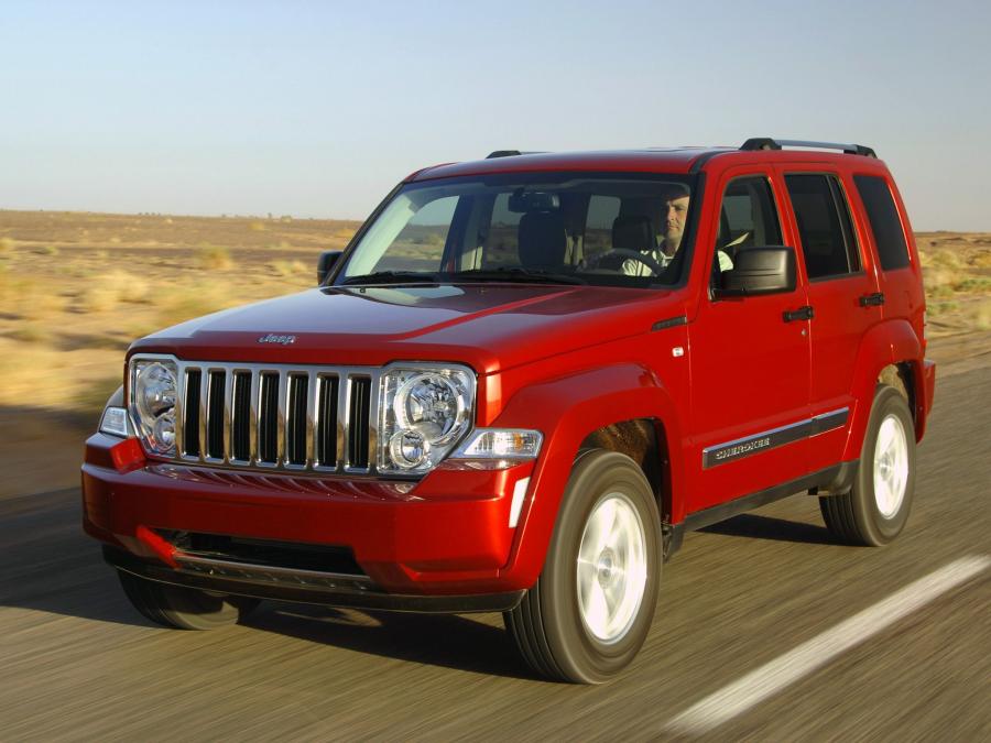  Jeep Cherokee Limited CRD 2007 года  (фото 9 из 30)